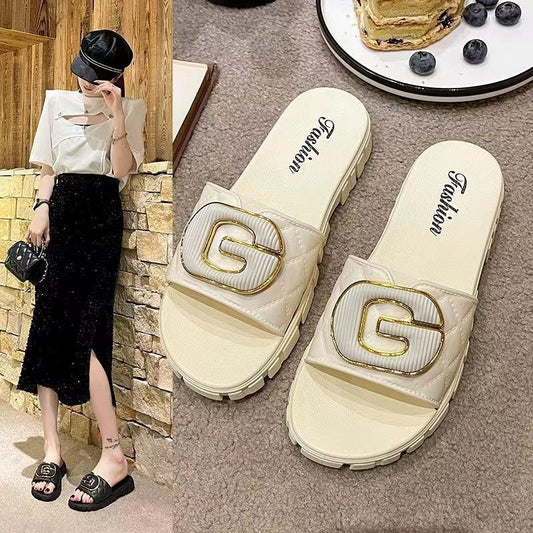 Women's Summer Outdoor Slippers New Non-slip Soft Bottom Internet Celebrity G Buckle Fashion - EnigmaParis