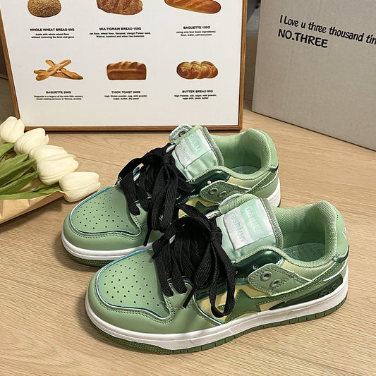 Winter Retro Shoes Women Couple's Breathable Rubber Sneaker.