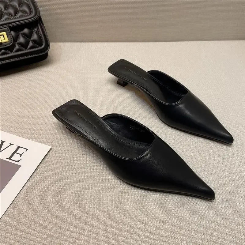 Woman Slippers Pointed Toe Outside Job Sandals Slides Mules Low Heel White Shoes for Women with Comfortable Luxury Korea Style
