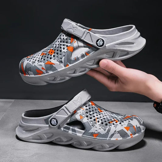 Flat Sandals Men Shoes EVA Slippers Garden Platform Sandals Man Summer Sandals New Male Sneakers Outdoor Flip Flops Home Clogs