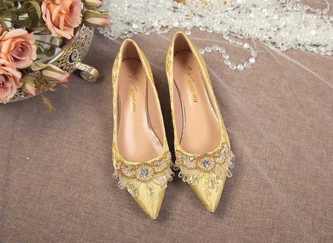 Pointed Toe with Crystals Rhinestone Wedding Bride Shoe Formal Woman Pumps Shoes for Women Diamond Medium Heels Casual Vacation