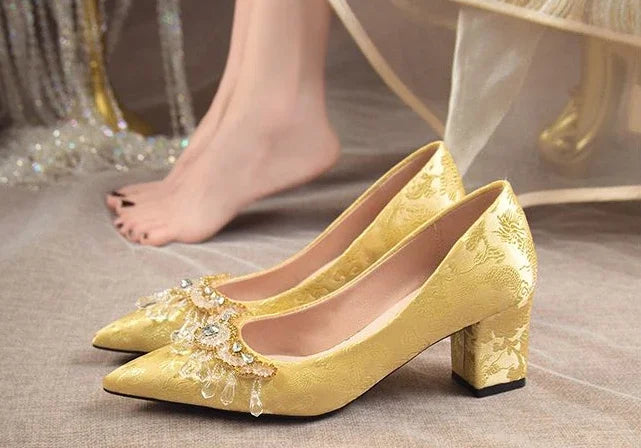 Pointed Toe with Crystals Rhinestone Wedding Bride Shoe Formal Woman Pumps Shoes for Women Diamond Medium Heels Casual Vacation