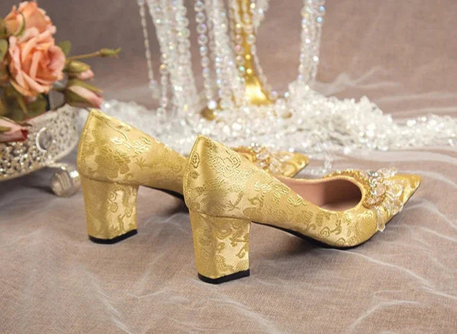 Pointed Toe with Crystals Rhinestone Wedding Bride Shoe Formal Woman Pumps Shoes for Women Diamond Medium Heels Casual Vacation