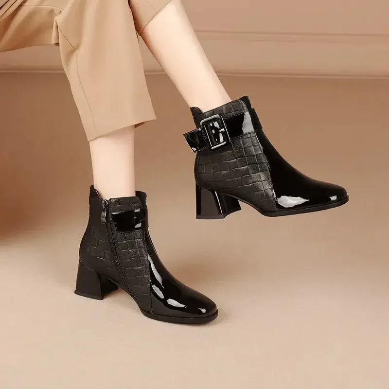 2024 High Quality Ladies Shoes Side Zipper Women's Boots Fashion Color Matching Modern Boots Women New Belt Buckle Ankle Boots
