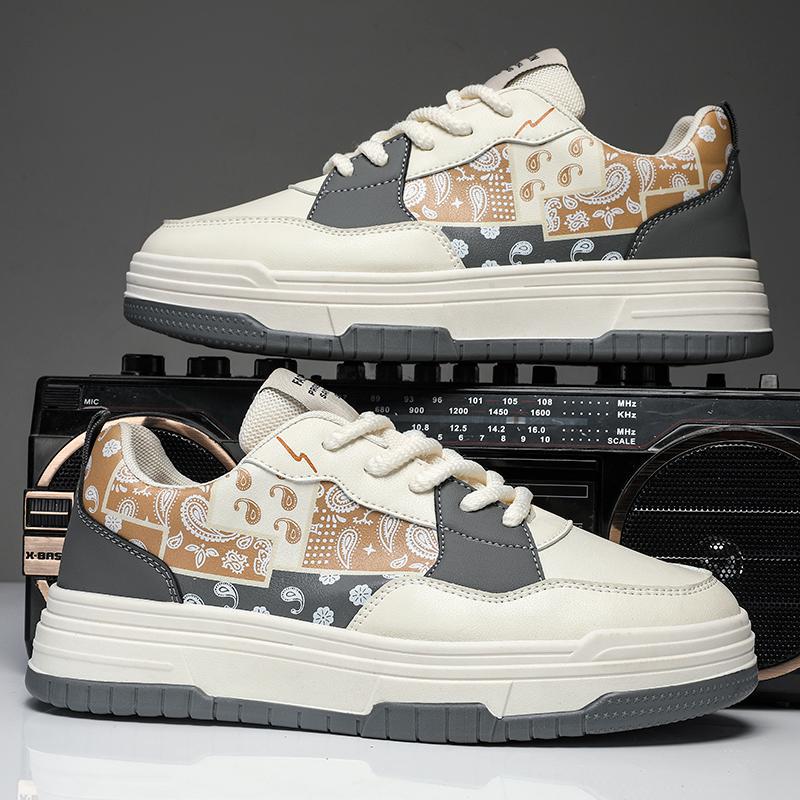 Student Fashion: Low-Top Sports Running Shoes - Stay Stylish and Active