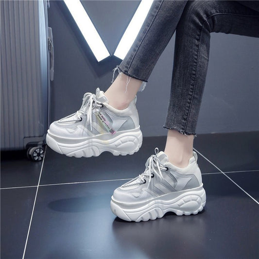 Lightweight Platform Gradient Color Casual Sneakers