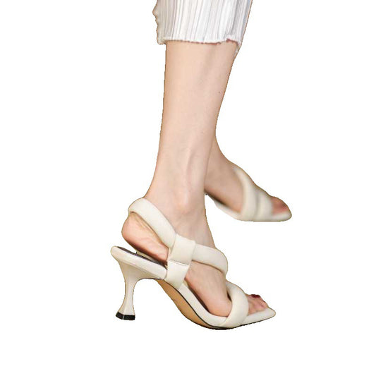 New Soft Leather Low Top Sandals For Women In Autumn And Winter Of