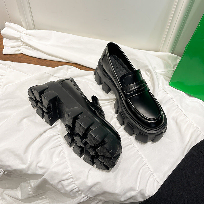 British Style Wide Fat Foot Loafers - Fashionable and Comfortable Unisex Shoes.