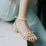 Niche Design New Word Belt Sandals Women