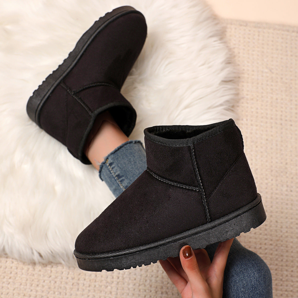 Winter Women's Warm Cotton Velvet Snow Boots - EnigmaParis