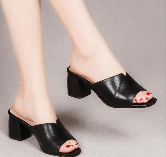 Stylish European Station Ankle Strap Sandals: Soft Leather, Thick Heel, Fashionable - EnigmaParis