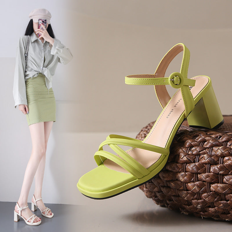Modische Oberbekleidung für Damen, einfache, elegante Sandalen