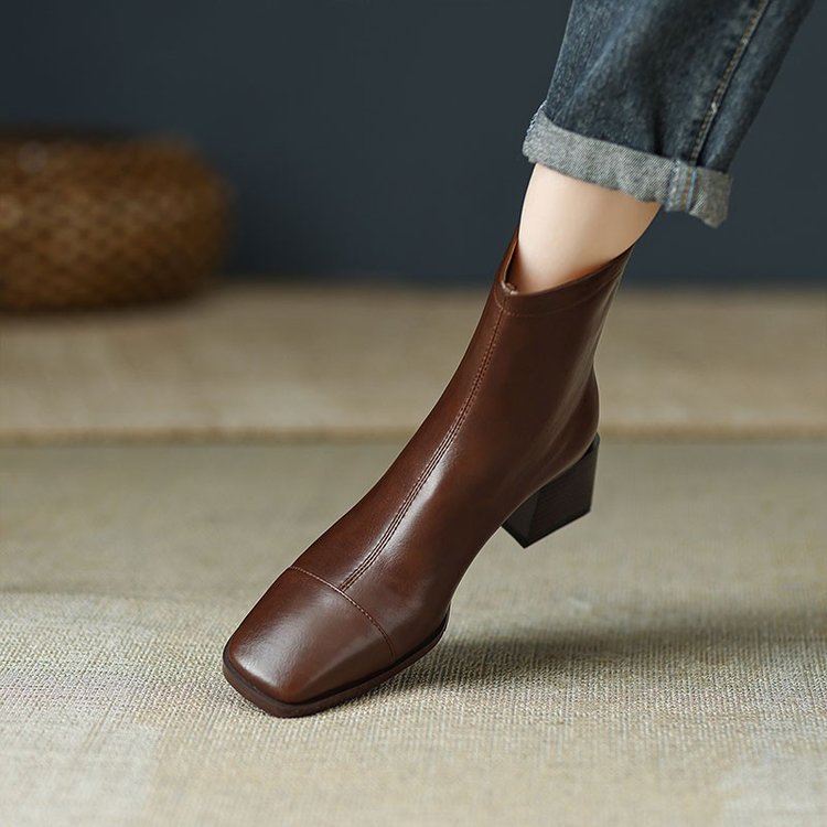Women's Chunky Heel Short Boots Autumn And Winter French Retro - EnigmaParis