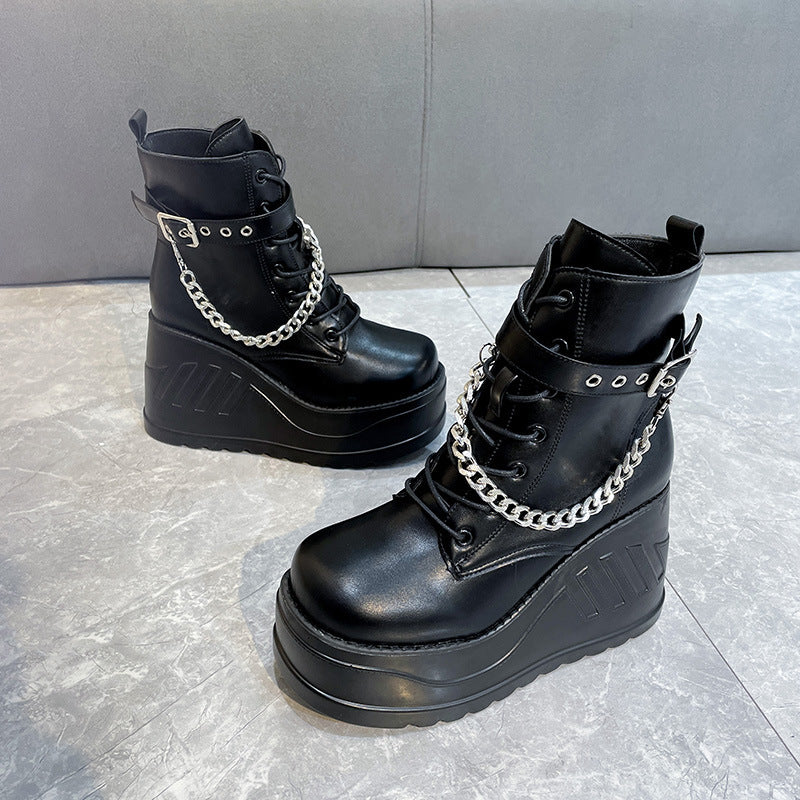 Plus Size Thick-soled Belt Buckle Martin Boots For Women - EnigmaParis