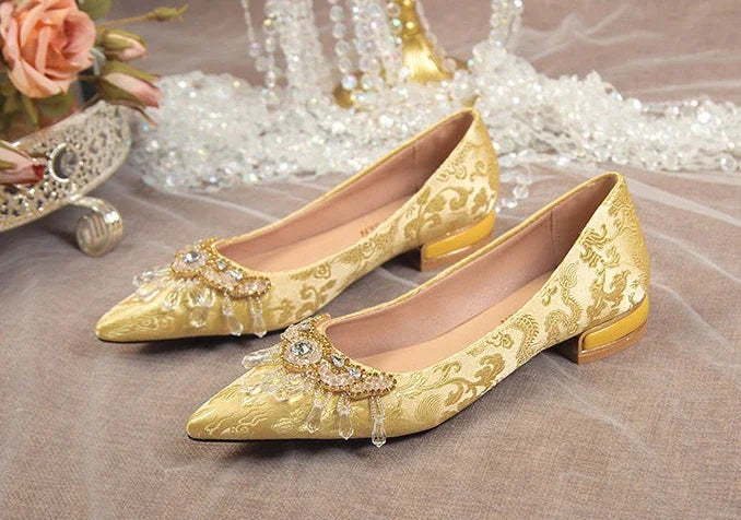 Pointed Toe with Crystals Rhinestone Wedding Bride Shoe Formal Woman Pumps Shoes for Women Diamond Medium Heels Casual Vacation