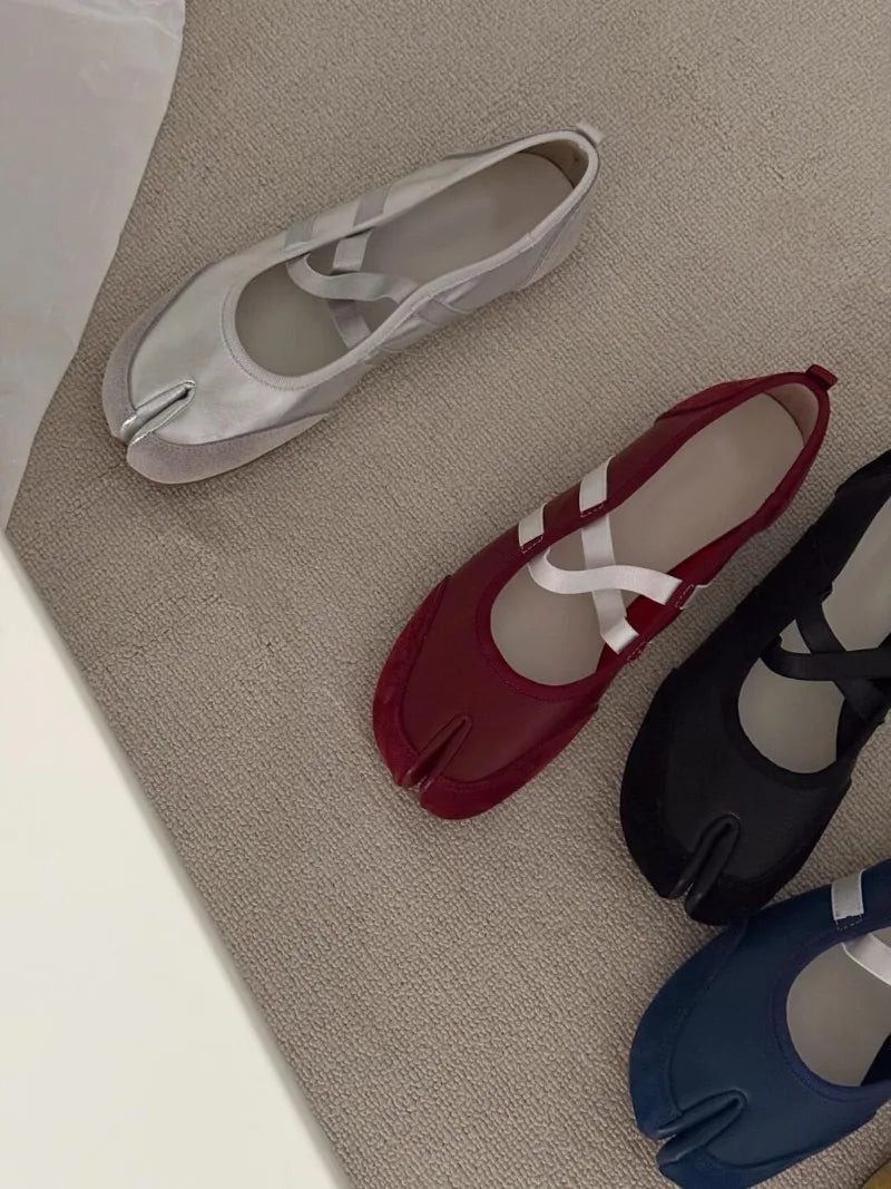 Black Silver Red Ballet Flats Trainers Women Split Toe Ballerina Tabi Walking Sneakers Woman Mary Jane Shoes Footwear Summer