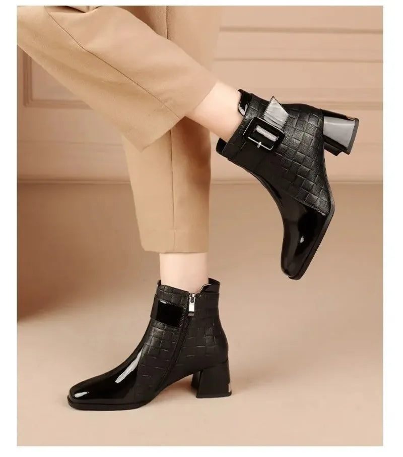 2024 High Quality Ladies Shoes Side Zipper Women's Boots Fashion Color Matching Modern Boots Women New Belt Buckle Ankle Boots