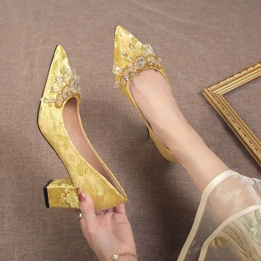 Pointed Toe with Crystals Rhinestone Wedding Bride Shoe Formal Woman Pumps Shoes for Women Diamond Medium Heels Casual Vacation