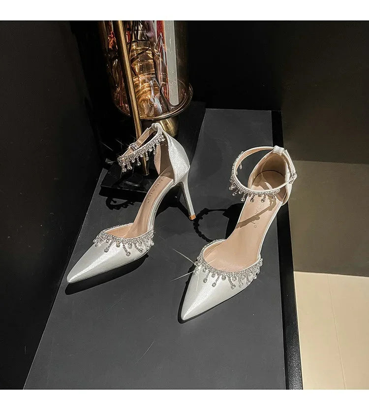 Comemore 2025 White Wedding Bridesmaid Shoes Satin Fashion Rhinestone Fringe Chain High Heels Black Temperament Elegance Pumps