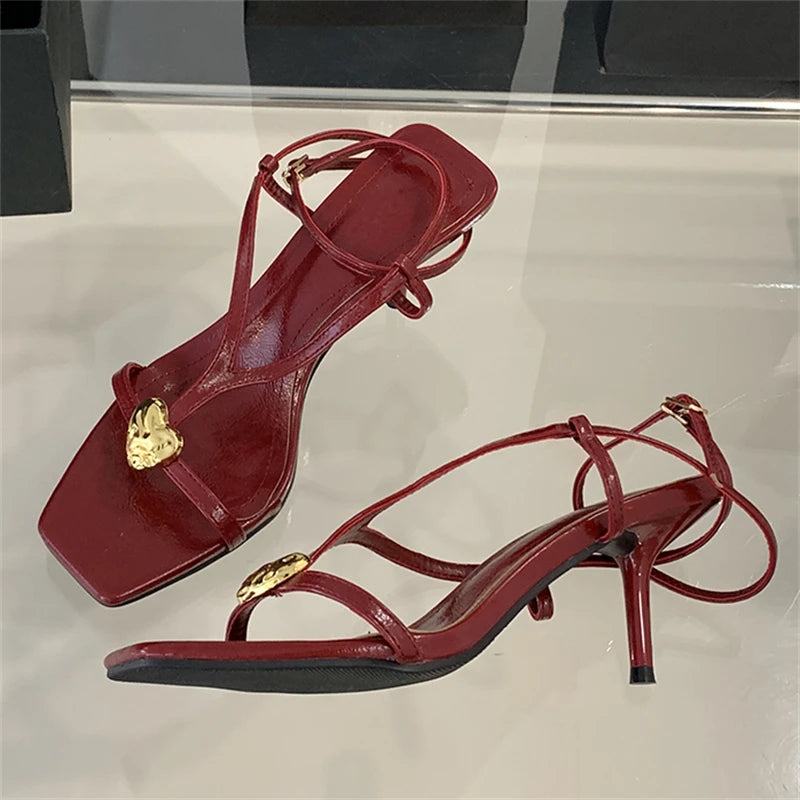 Summer Fashion Metal Buckle Narrow Band Sandals Women Band Open Toe Thin Low Heel Gladiator Party Shoes Zapatos De Mujer