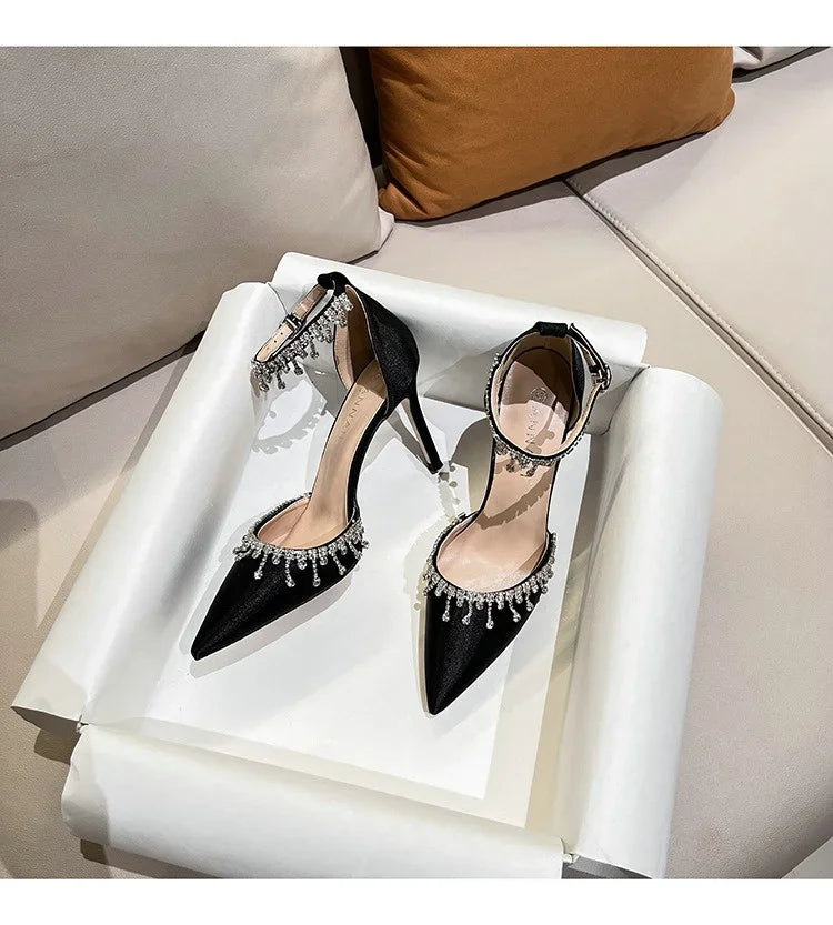 Comemore 2025 White Wedding Bridesmaid Shoes Satin Fashion Rhinestone Fringe Chain High Heels Black Temperament Elegance Pumps