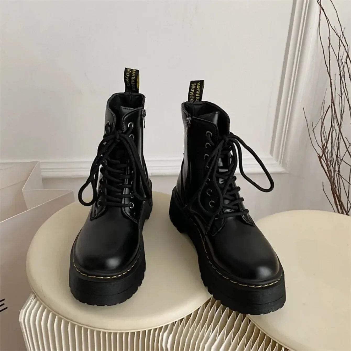 Women Boots Motorcycle Shoes Woman Leather Chelsea Ladie Classic Punk Female Goth Shoes High Platform Boots Women Botas Mujer