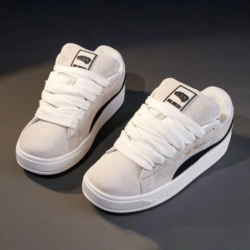 2025 New Quality Men's Bread Shoes Male Sneakers Comfortable Men's Casual Shoes  Men Walking Soft Flats Hot