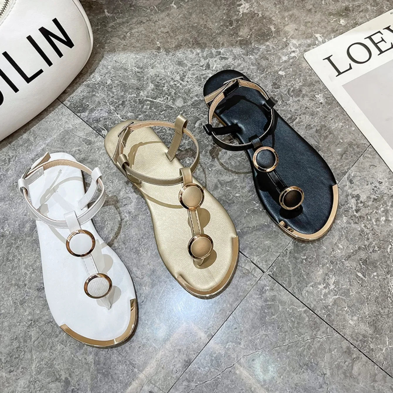 Women Sandals 2024 New Summer Casual Flat Sandals Flip Flops Luxury Designer Fashion Shoes Women Open Toe Daily Sandals Women