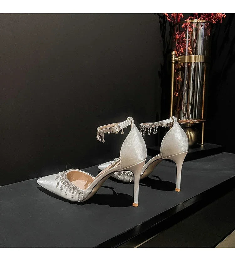 Comemore 2025 White Wedding Bridesmaid Shoes Satin Fashion Rhinestone Fringe Chain High Heels Black Temperament Elegance Pumps