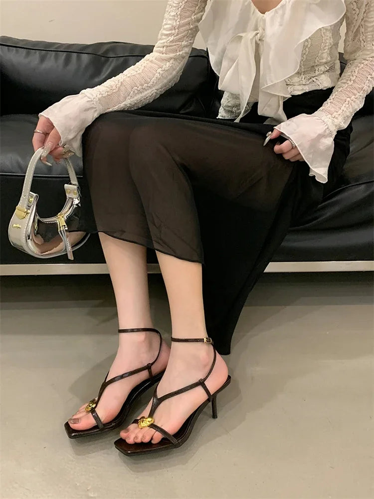 Summer Fashion Metal Buckle Narrow Band Sandals Women Band Open Toe Thin Low Heel Gladiator Party Shoes Zapatos De Mujer