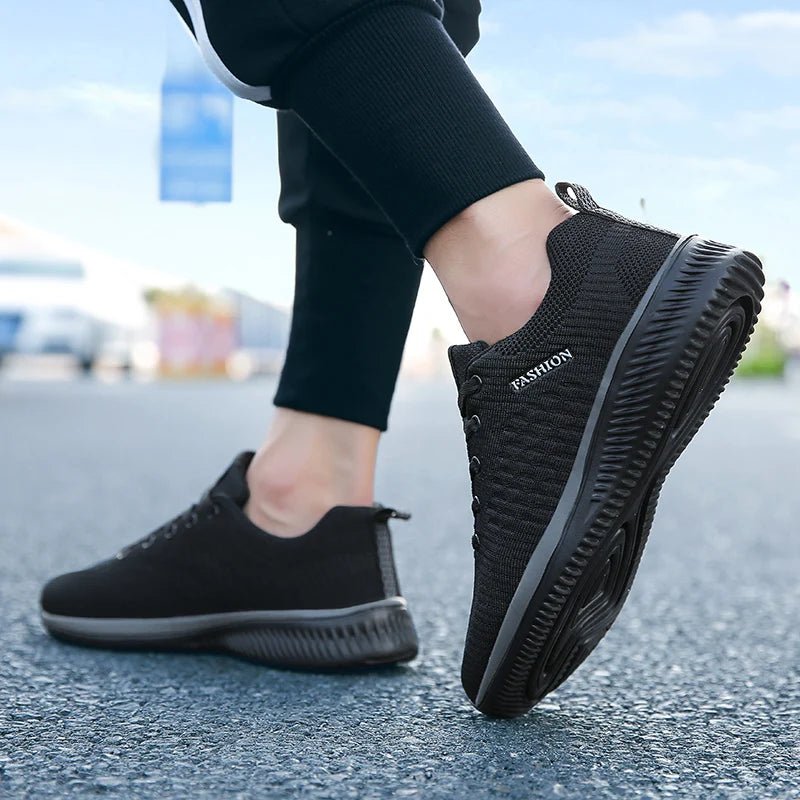 Men Sneakers Light  Breathable Shoes