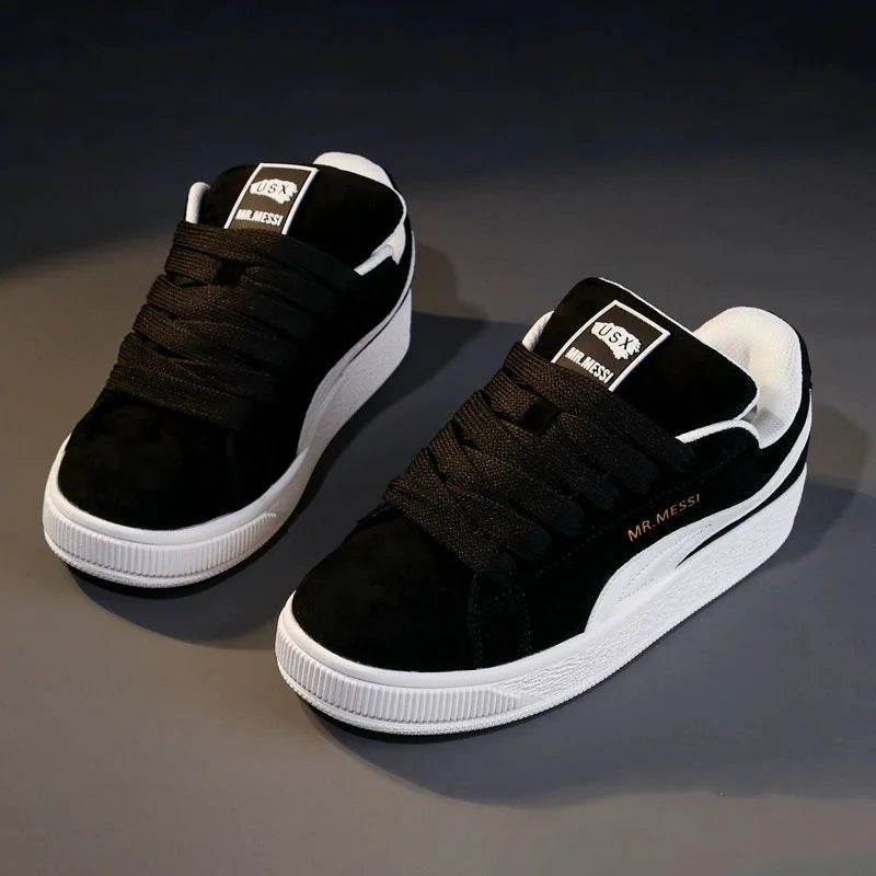 2025 New Quality Men's Bread Shoes Male Sneakers Comfortable Men's Casual Shoes  Men Walking Soft Flats Hot