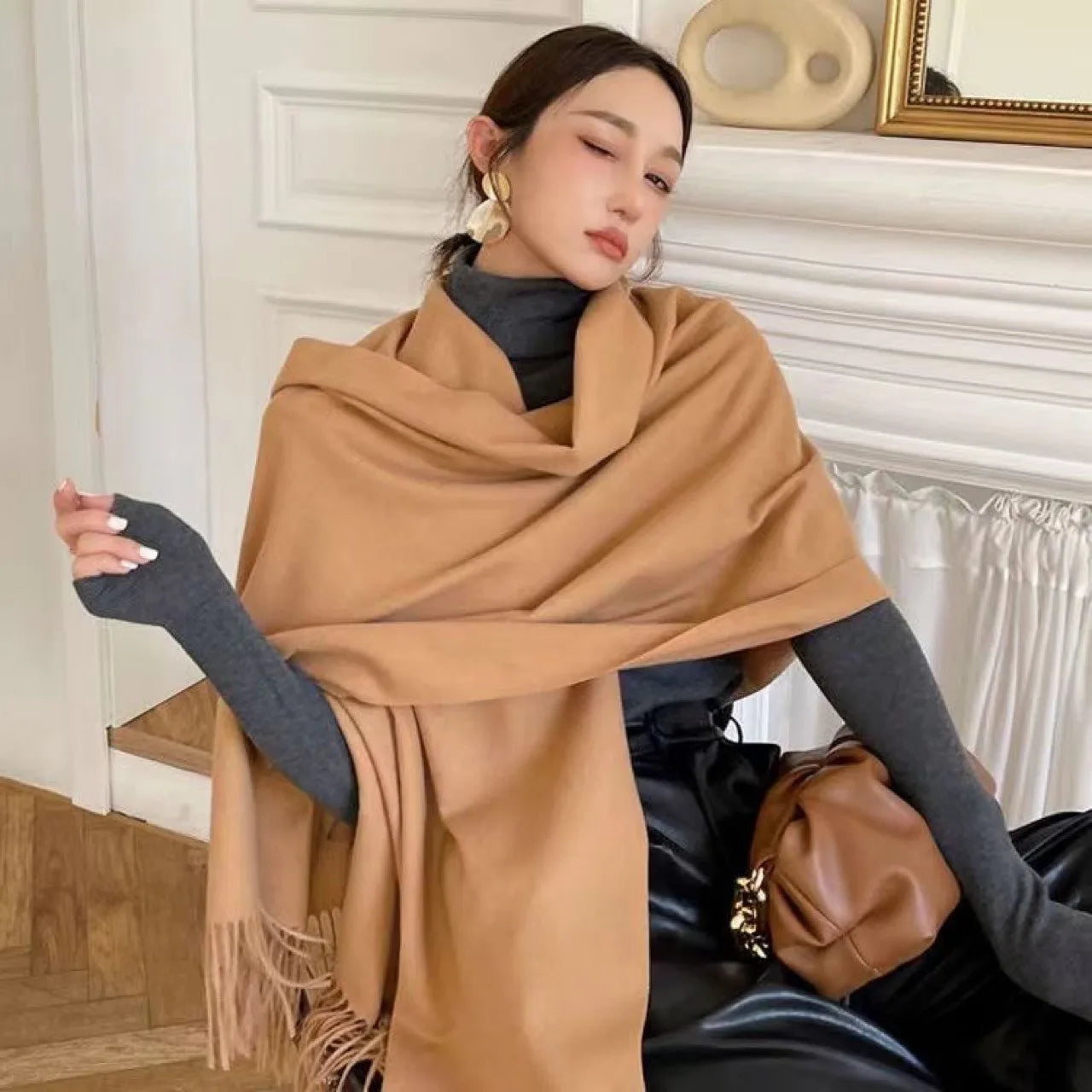 Luxurious Women's Winter Cashmere Wool Scarf – Warm & Stylish Accessory | EnigmaParis