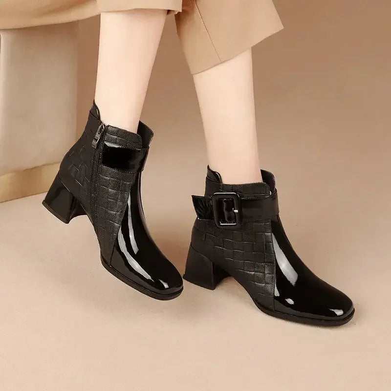 2024 High Quality Ladies Shoes Side Zipper Women's Boots Fashion Color Matching Modern Boots Women New Belt Buckle Ankle Boots