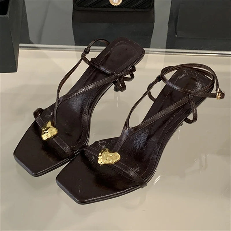 Summer Fashion Metal Buckle Narrow Band Sandals Women Band Open Toe Thin Low Heel Gladiator Party Shoes Zapatos De Mujer