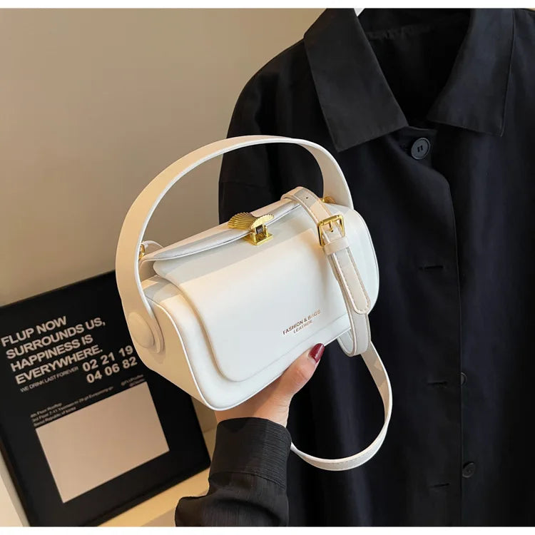 Classic Black Shoulder Bag Women's Versatile Retro Crossbody Square Bags 2024 New Large Capacity Textured Leather Flap Handbags