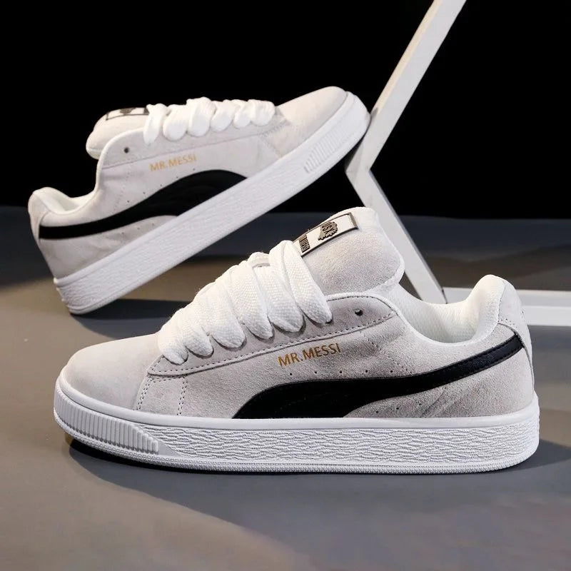 2025 New Quality Men's Bread Shoes Male Sneakers Comfortable Men's Casual Shoes  Men Walking Soft Flats Hot