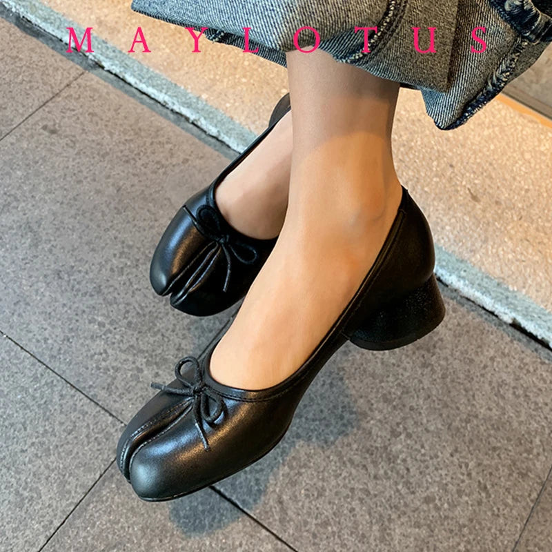 Split Toe 3cm Heel Tabi  Shoes Slip On Leather Comfy Shoes Soft Bottom solid Ladies Moccasins with Bowknot