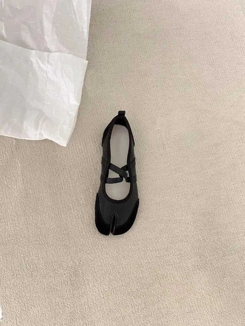 Black Silver Red Ballet Flats Trainers Women Split Toe Ballerina Tabi Walking Sneakers Woman Mary Jane Shoes Footwear Summer