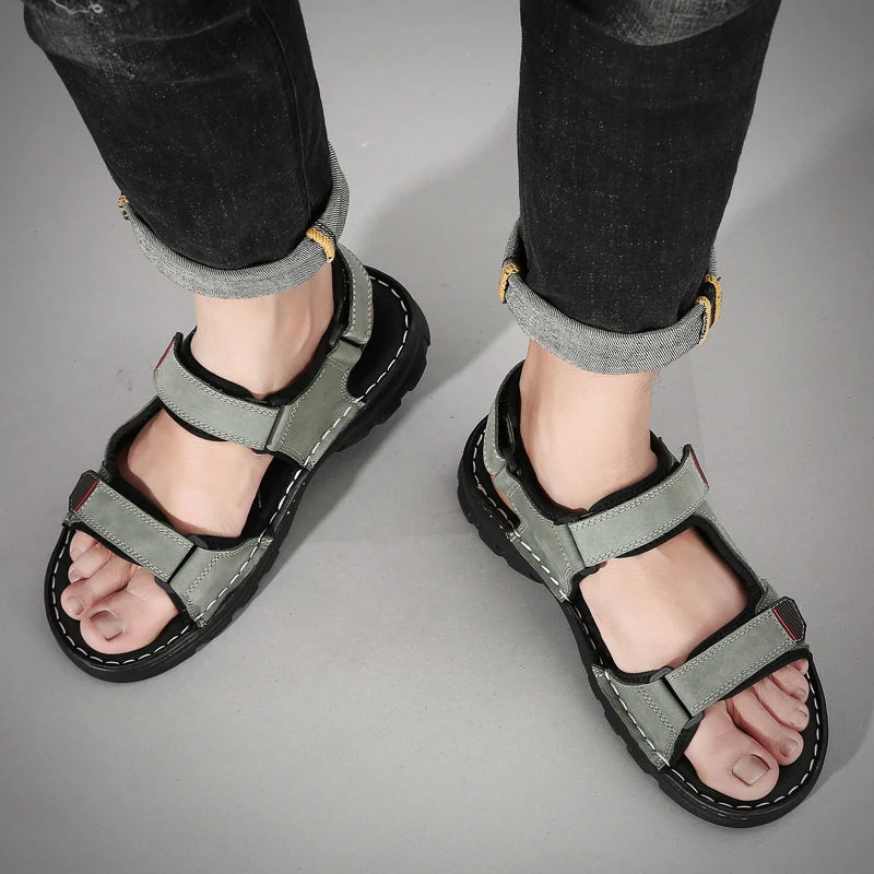 Outdoor Leather Men Sandals Summer Casual Shoes For Men Beach Sandals Soft Breathable Men Shoes Plus Size 38-48