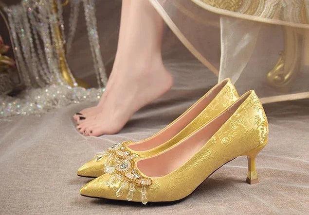 Pointed Toe with Crystals Rhinestone Wedding Bride Shoe Formal Woman Pumps Shoes for Women Diamond Medium Heels Casual Vacation