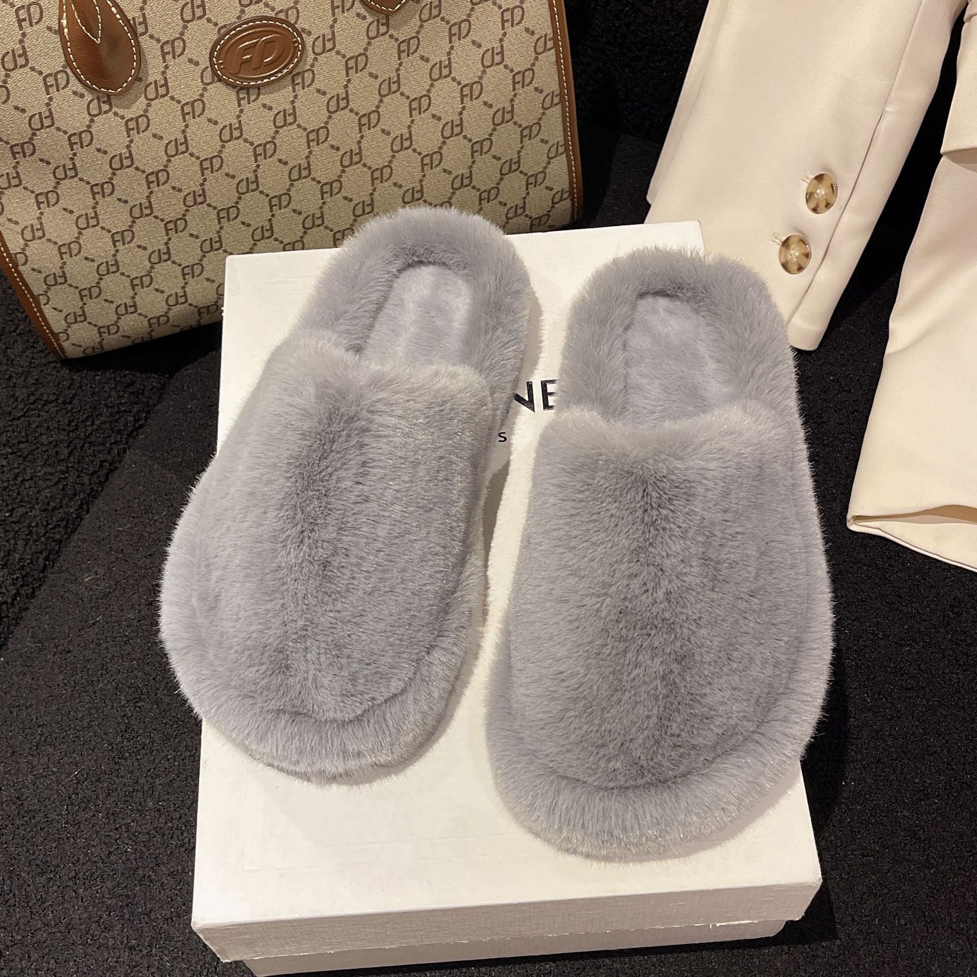 Women's Fashion All-matching Fluffy Slippers - EnigmaParis