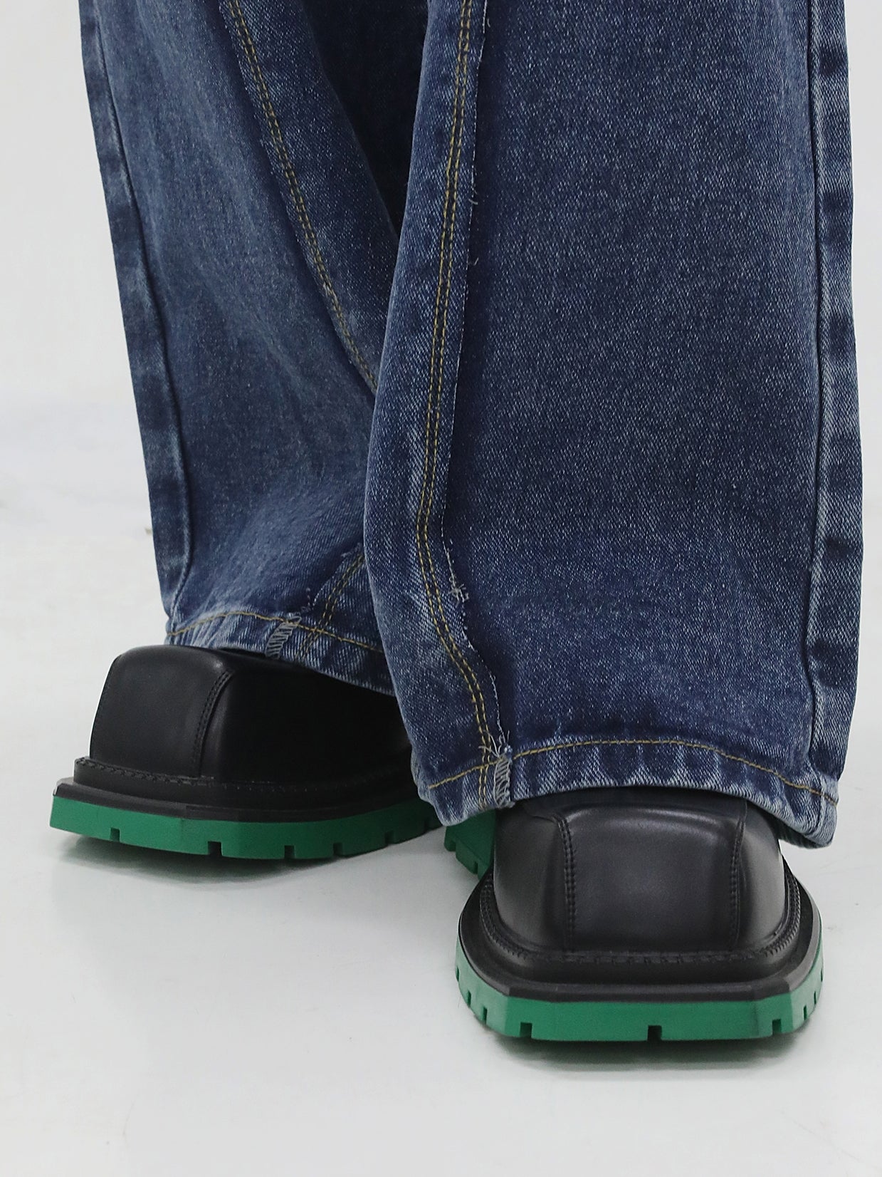 Fashion Woman's Big Head Square Head Leather Shoes with Thick Sole - Casual and Stylish Footwear - EnigmaParis