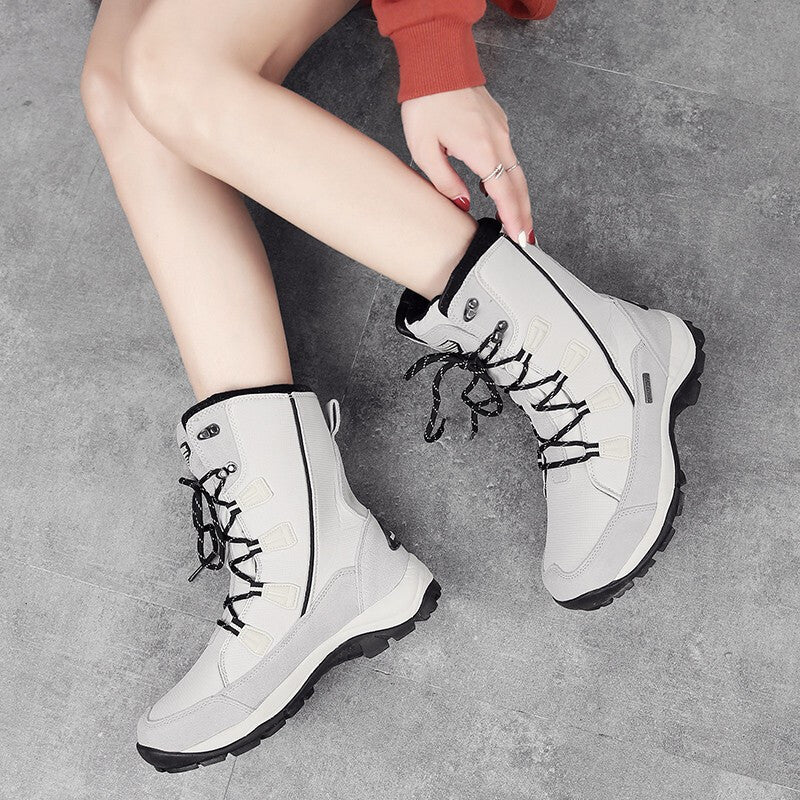 Women's Outdoor Mid-calf Length Thermal Snow Boots.