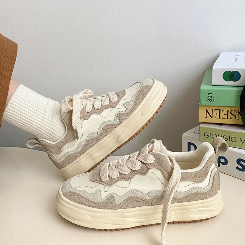 Girls' All-Matching Platform Sneakers - Casual and Trendy Footwear for Girls.