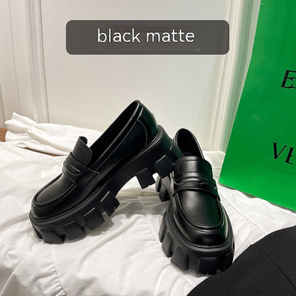 British Style Wide Fat Foot Loafers - Fashionable and Comfortable Unisex Shoes.