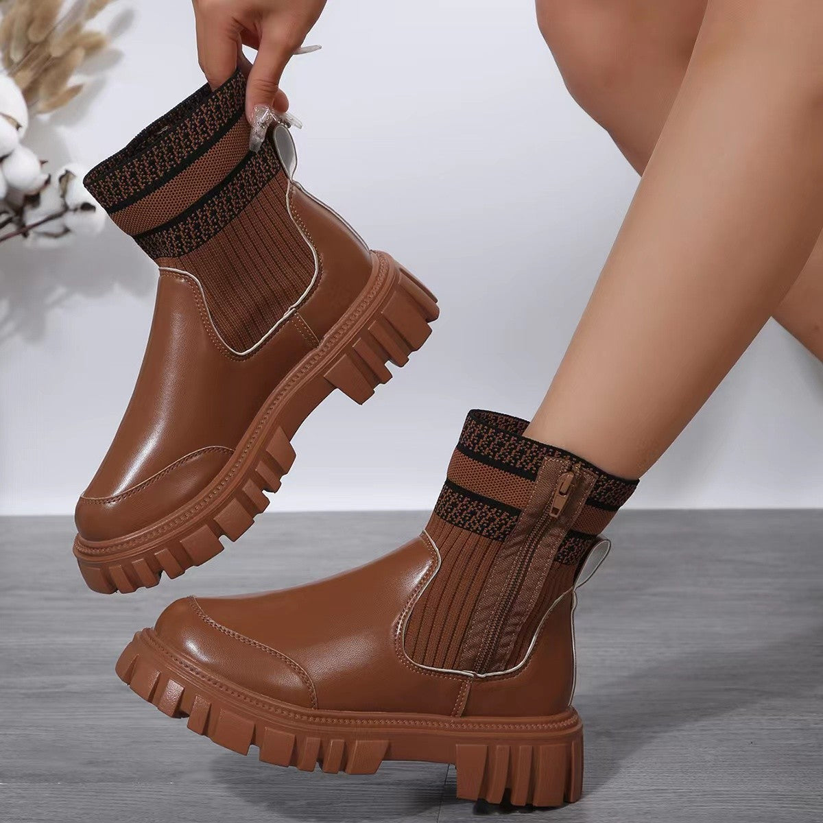 Women's Fashionable Knitted Women's Middle Boots - EnigmaParis